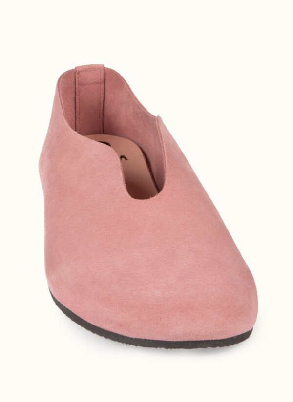 Blush - Image 5